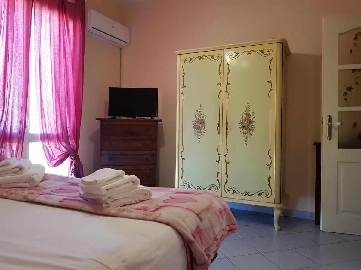 Il Tuppo - Al Centro In Cima Apartment Messina Exterior photo
